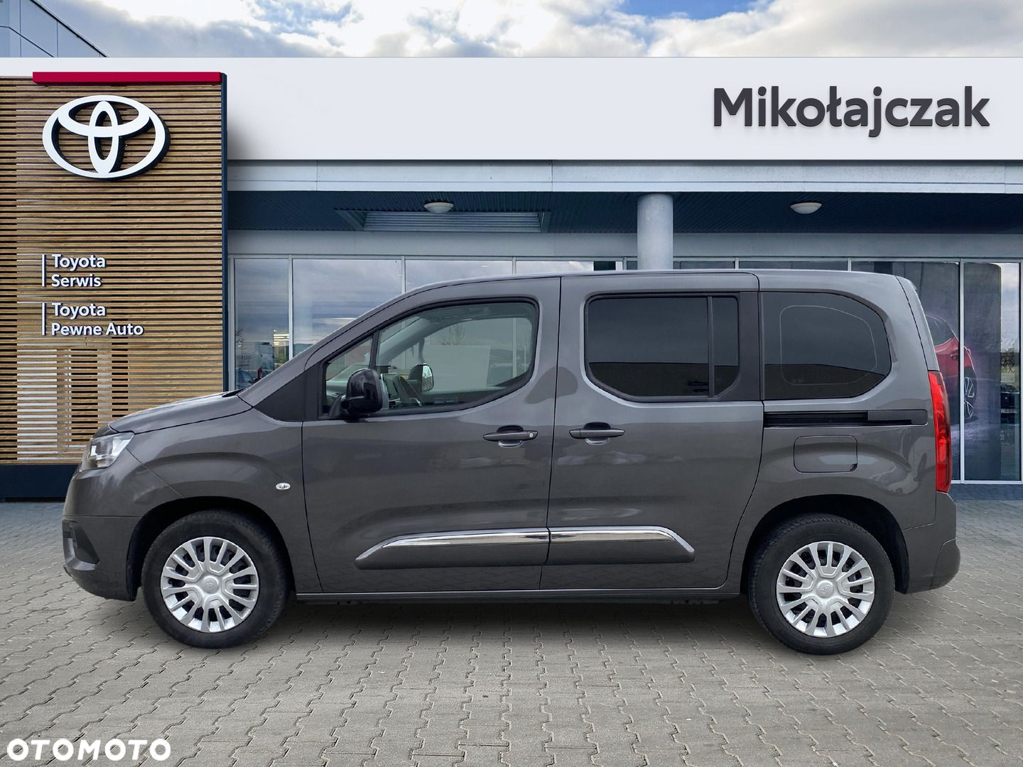 Toyota Proace City Verso 1.5 D-4D Business - 10