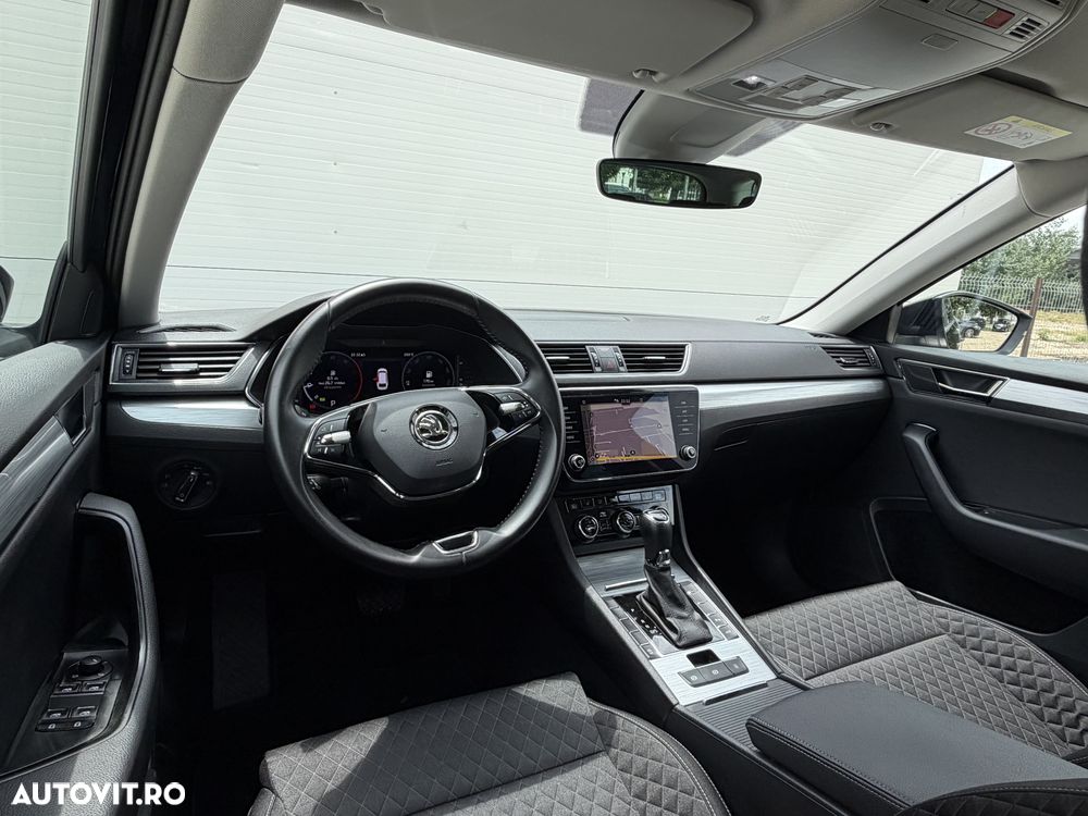 Skoda Superb 2.0 TDI DSG Ambition - 28