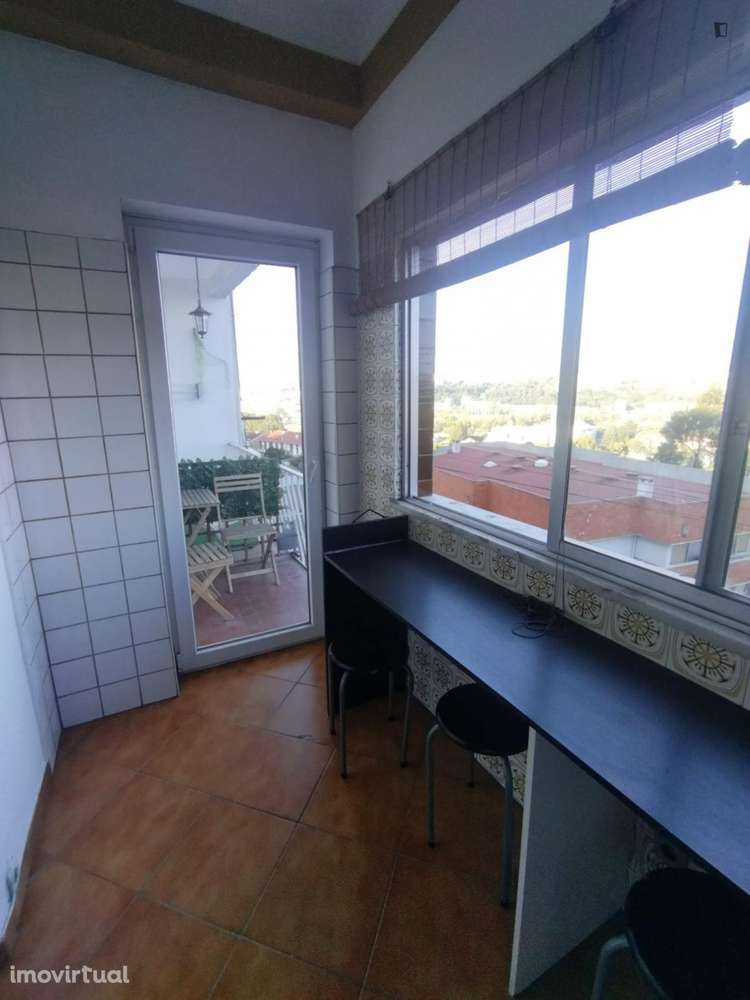 Quarto - localizado em Alta de Santa Clara Coimbra - Grande imagem: 2/14