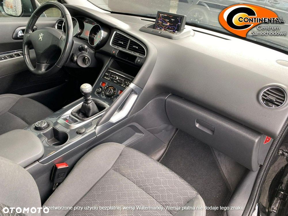 Peugeot 3008 1.6 HDi Premium - 5