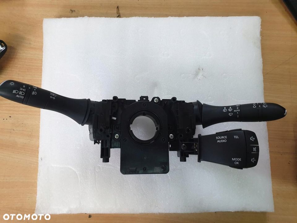 Przełączniki Zespolone SCENIC IV MEGANE IV