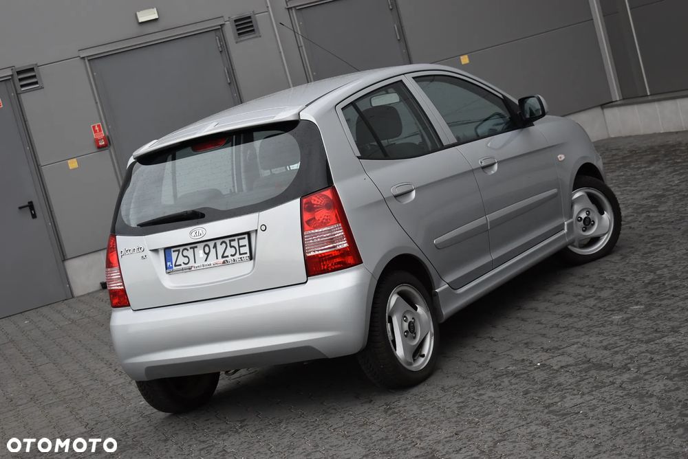 Kia Picanto - 35