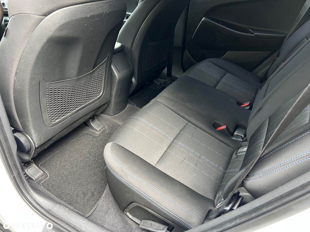 Hyundai Tucson blue 1.6 GDi 2WD Navi - 15