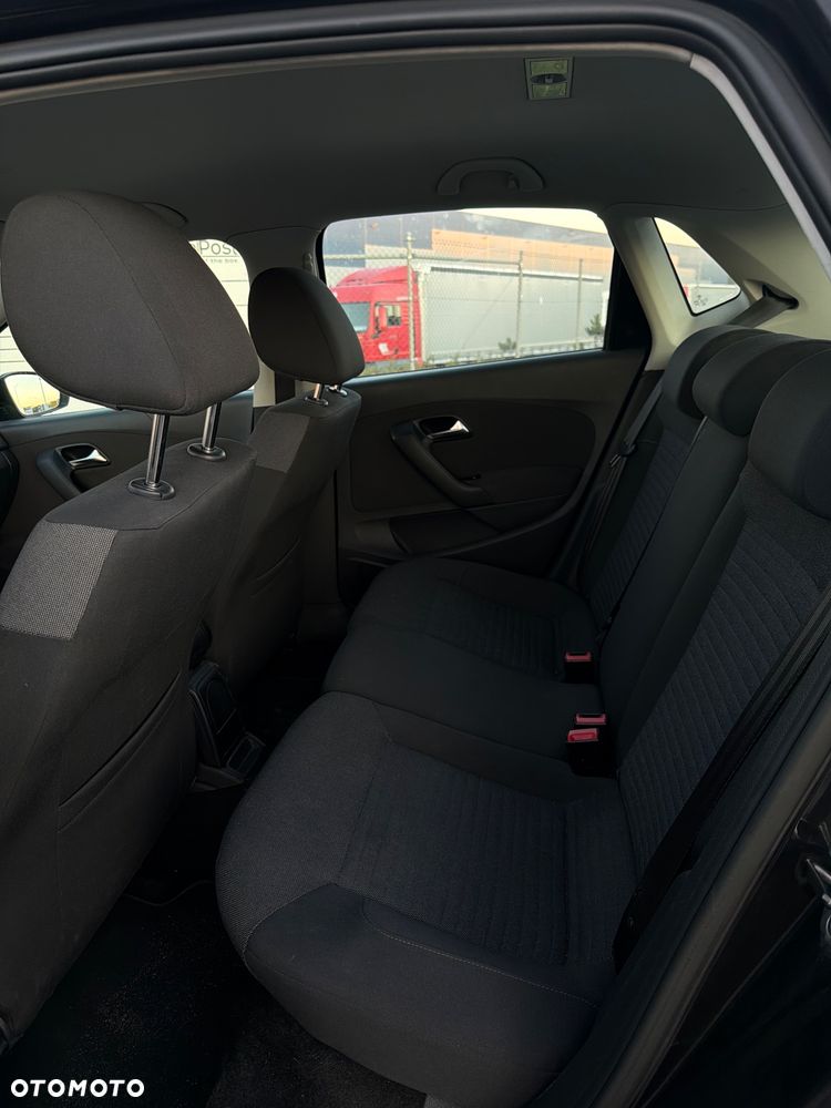 Volkswagen Polo - 6