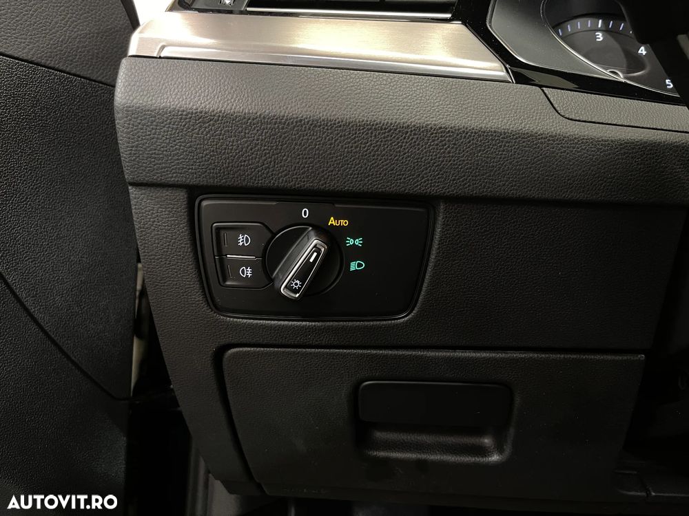 Volkswagen Passat 2.0 TDI DSG Highline - 25