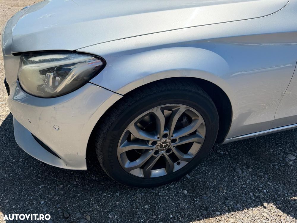 Mercedes-Benz C - 13