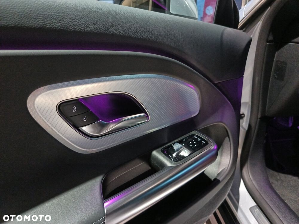 Mercedes-Benz CLA - 23