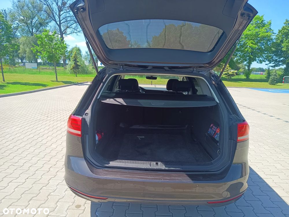 Volkswagen Passat 2.0 TDI BMT Trendline - 13