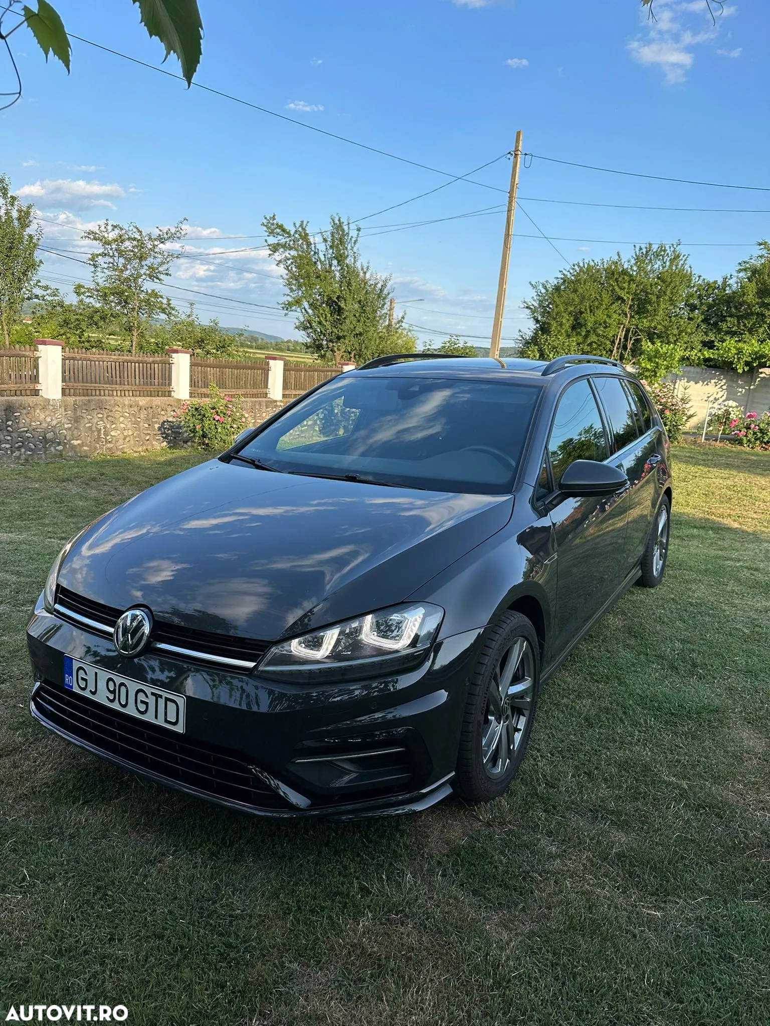 Volkswagen Golf 2.0 TDI DSG BMT Highline - 2