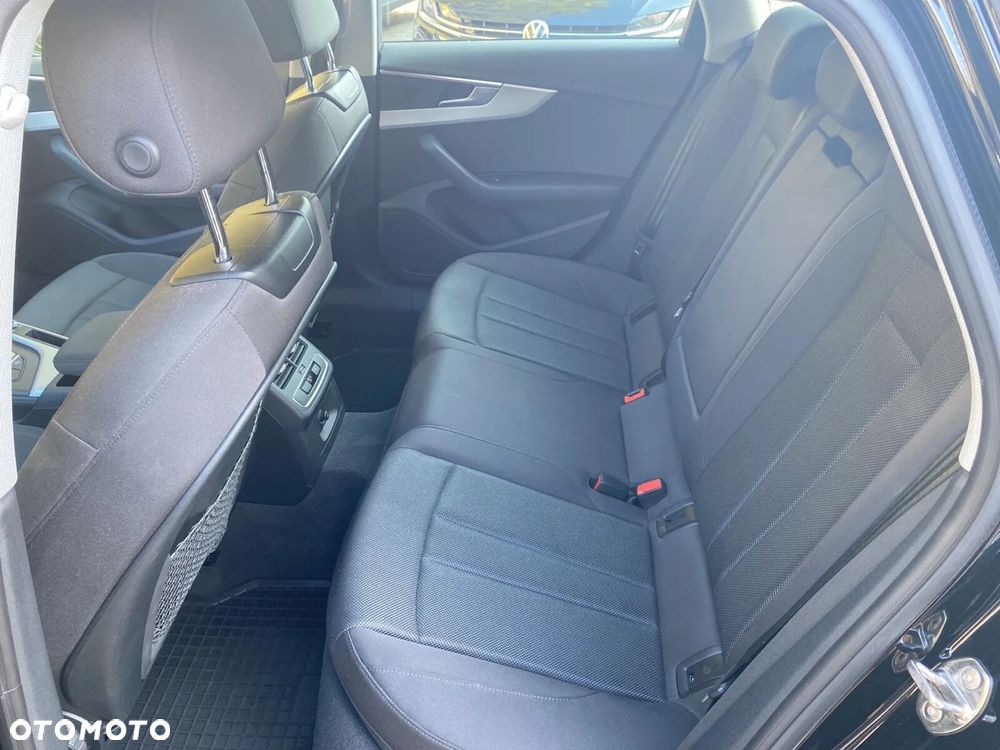 Audi A4 Avant 35 TFSI mHEV Advanced S tronic - 14