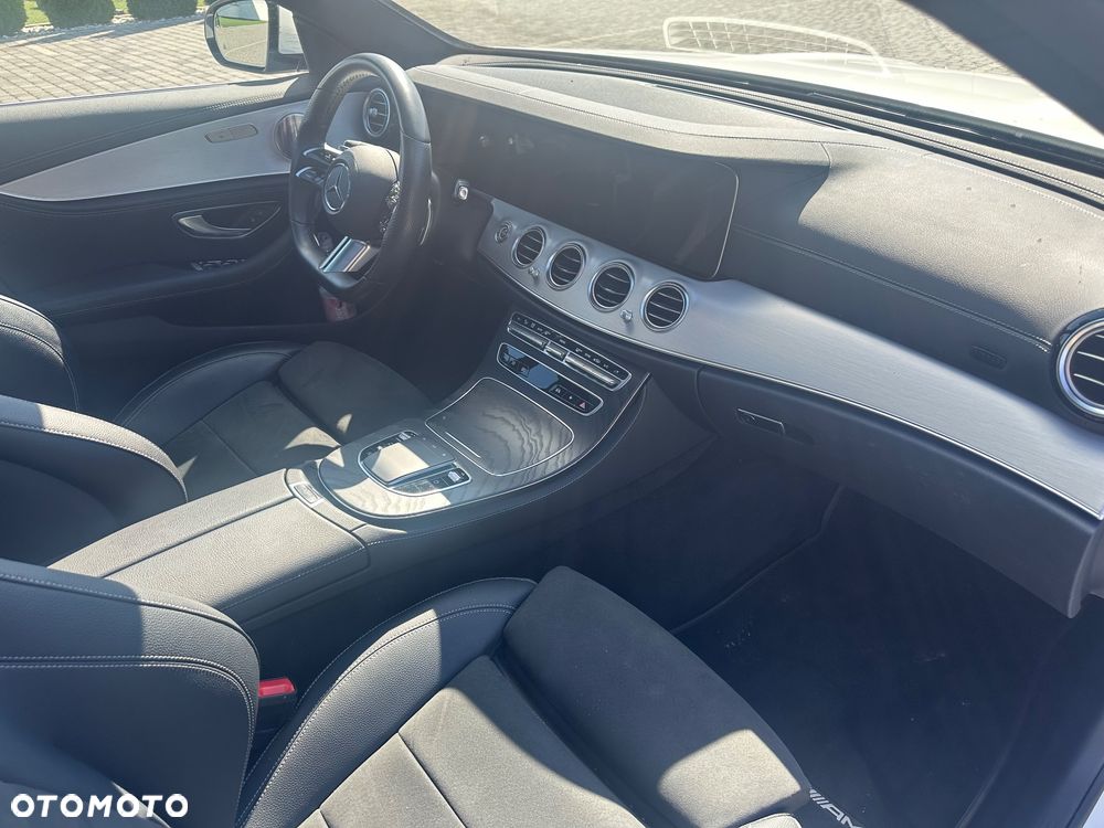 Mercedes-Benz Klasa E 220 d 4-Matic AMG - 21
