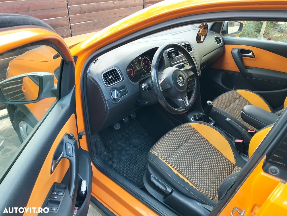 Volkswagen Polo 1.6 TDI CR DPF Highline - 9