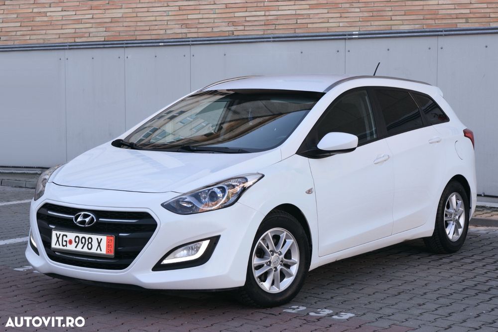 Hyundai i30 1.6 CRDI Intro Edition - 2