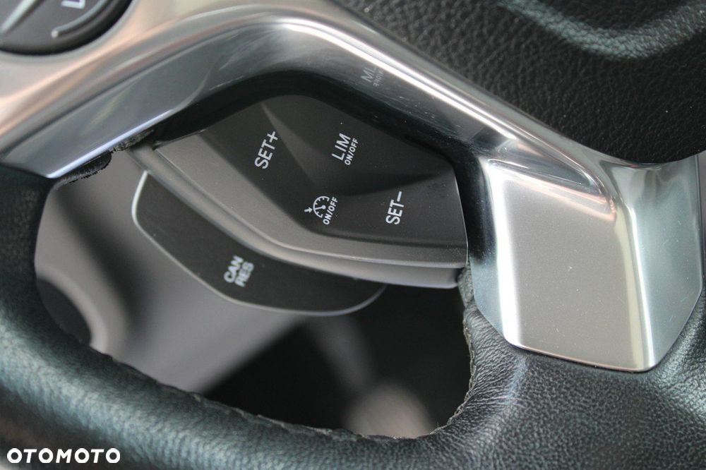 Ford Tourneo Connect - 19