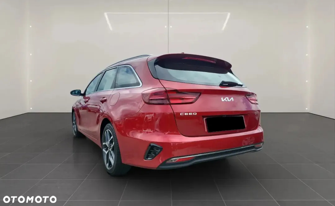 Kia Ceed 1.5 T-GDI Tribute DCT - 4
