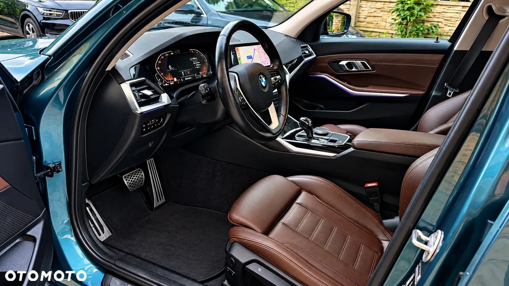 BMW Seria 3 320d MHEV Luxury Line - 13