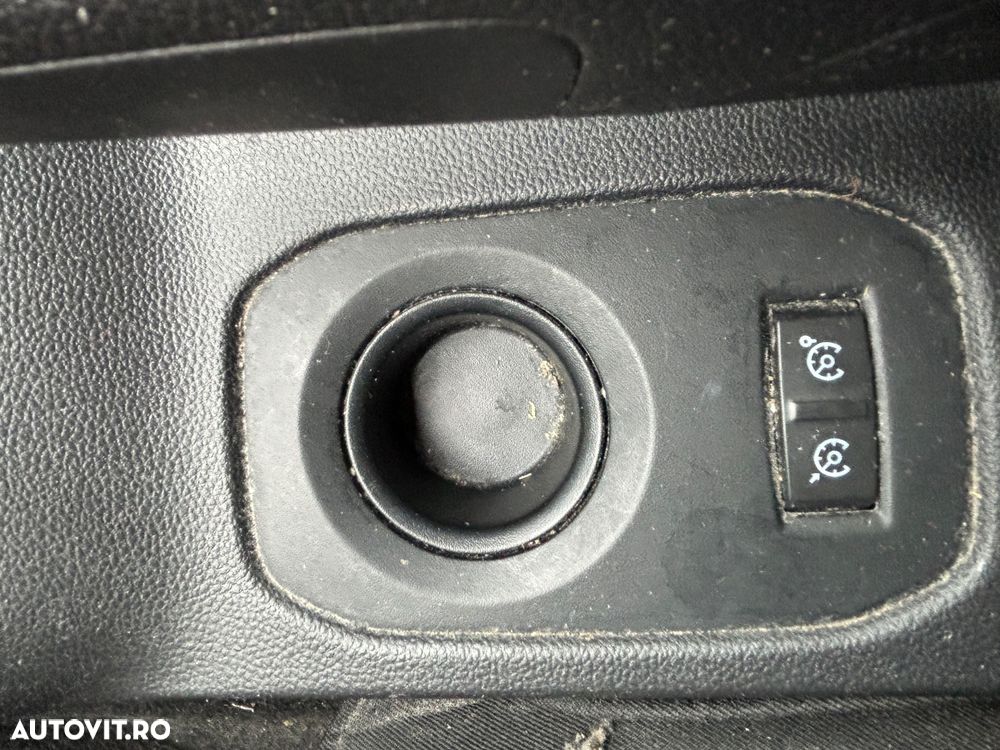 Dacia Duster TCe 100 Comfort - 31