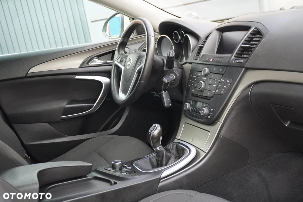 Opel Insignia 1.8 Design Edition - 27