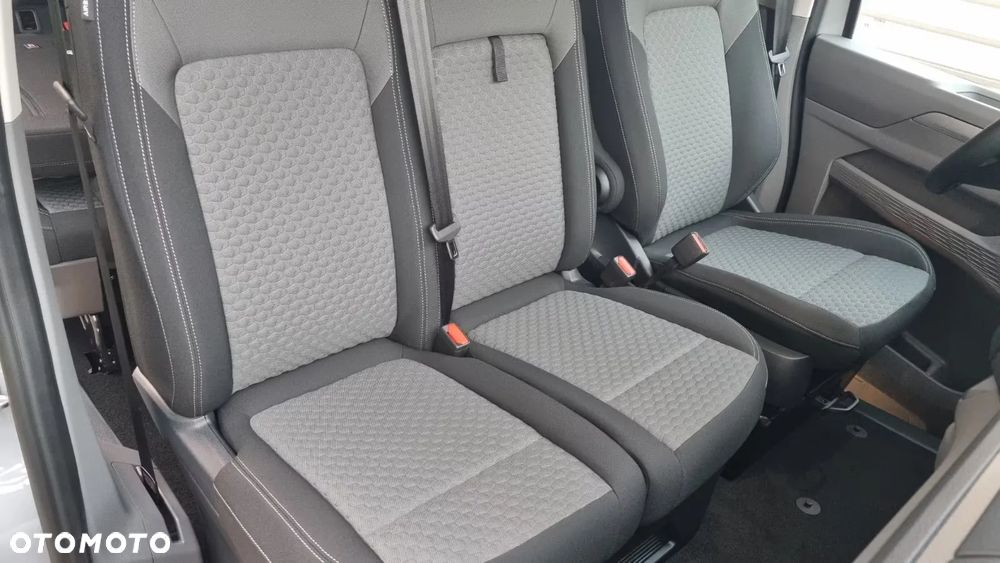 Volkswagen Caravelle - 15