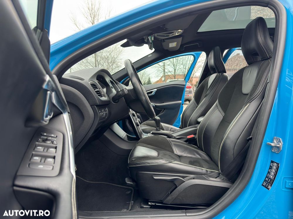 Volvo V40 D4 RDesign - 24
