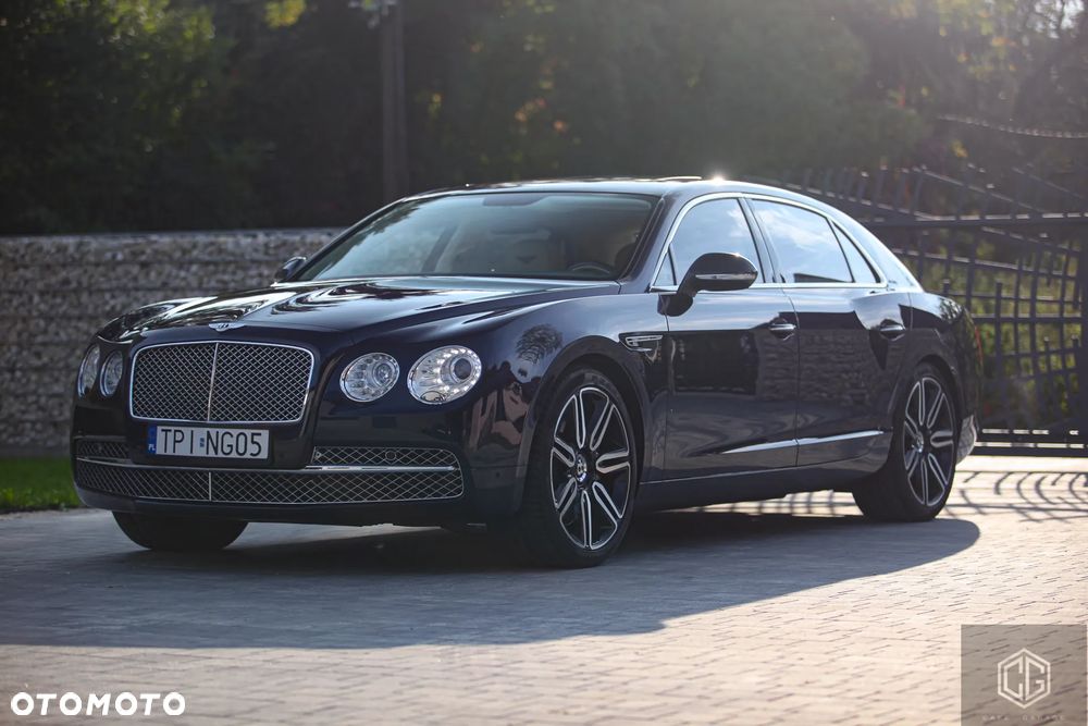 Bentley Flying Spur W12 - 17