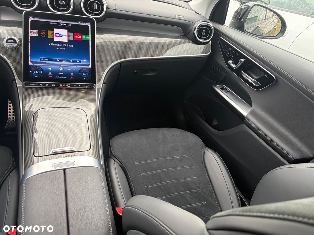 Mercedes-Benz GLC 300 de PHEV 4-Matic AMG Line - 16
