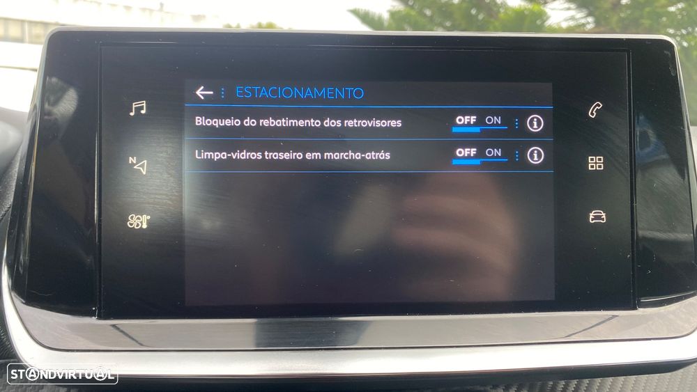 Peugeot 2008 1.5 BlueHDi Active Pack - 44