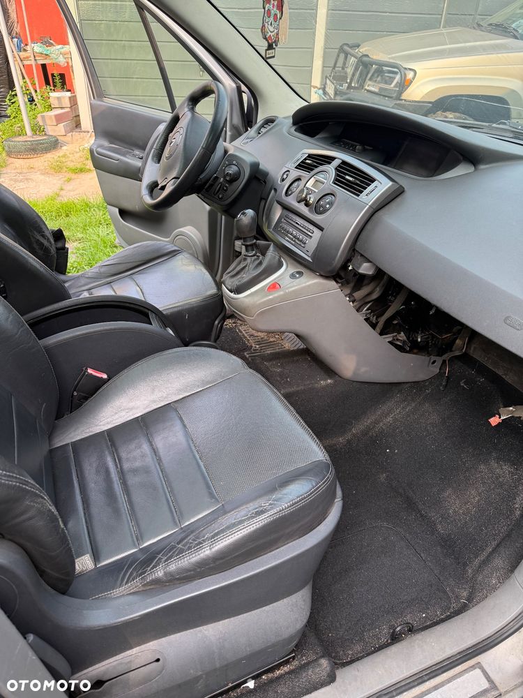 Renault Scenic 2.0 16V Turbo Exception - 6