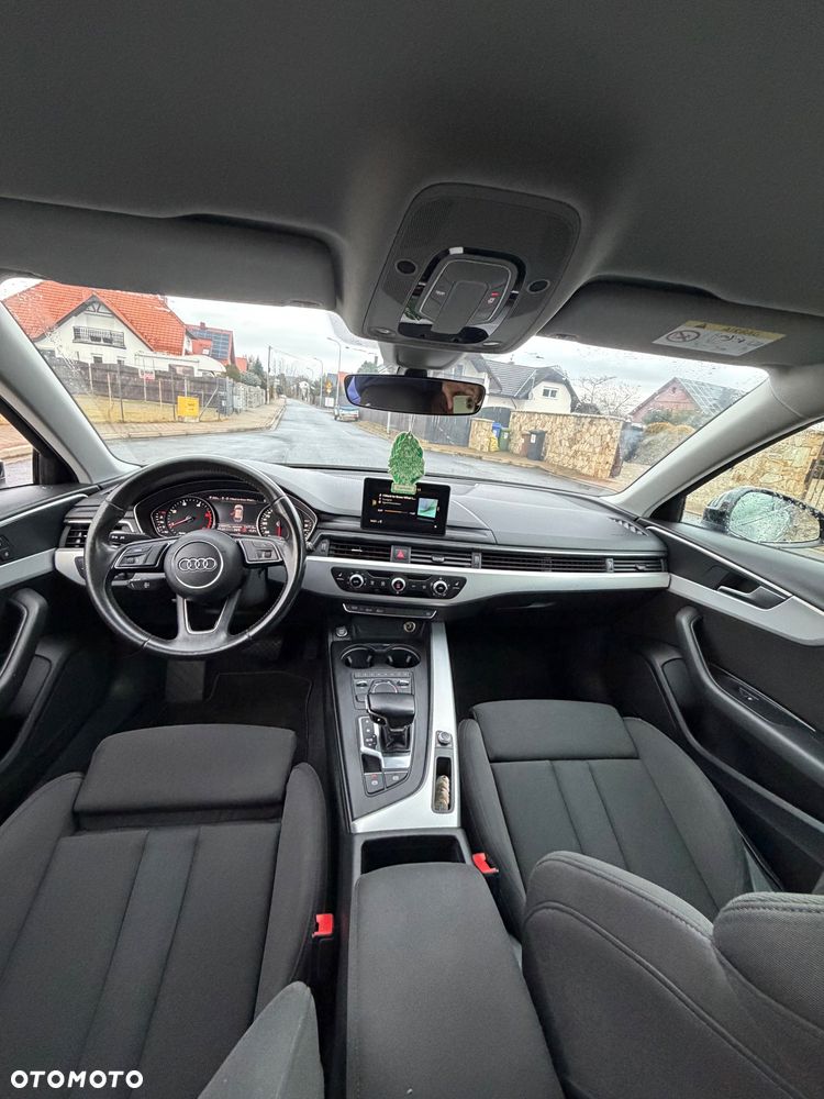 Audi A4 Avant 2.0 TDI S tronic - 33