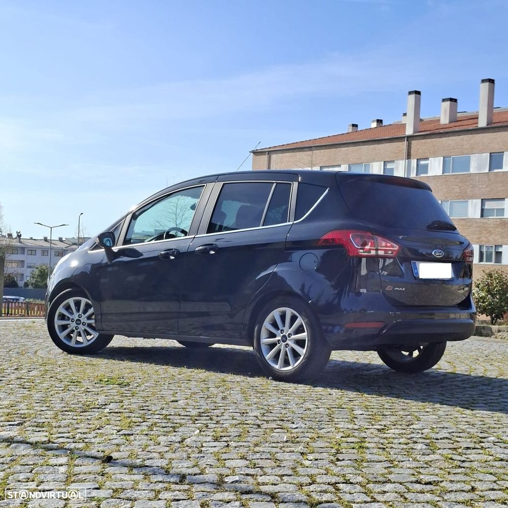 Ford B-Max 1.0 EcoBoost Titanium - 4