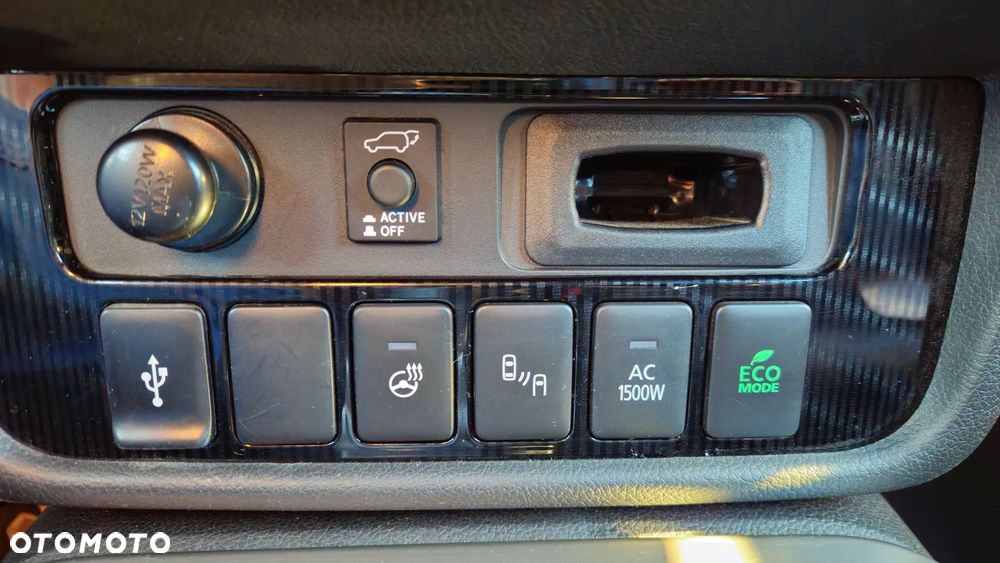 Mitsubishi Outlander 2.4 4WD Plug-In Hybrid Spirit+ - 35