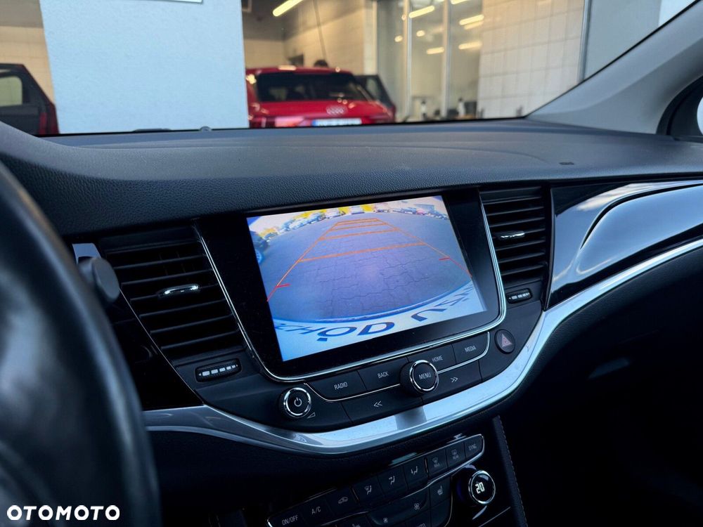 Opel Astra 1.4 T Elite S&S - 15