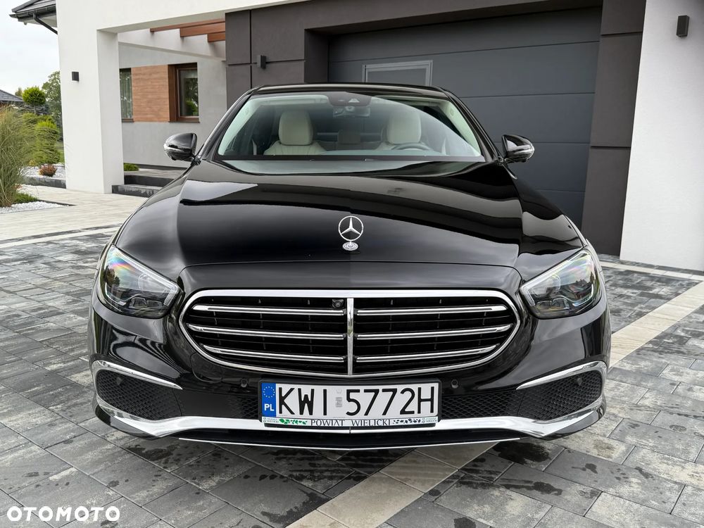 Mercedes-Benz Klasa E 300 Exclusive - 3