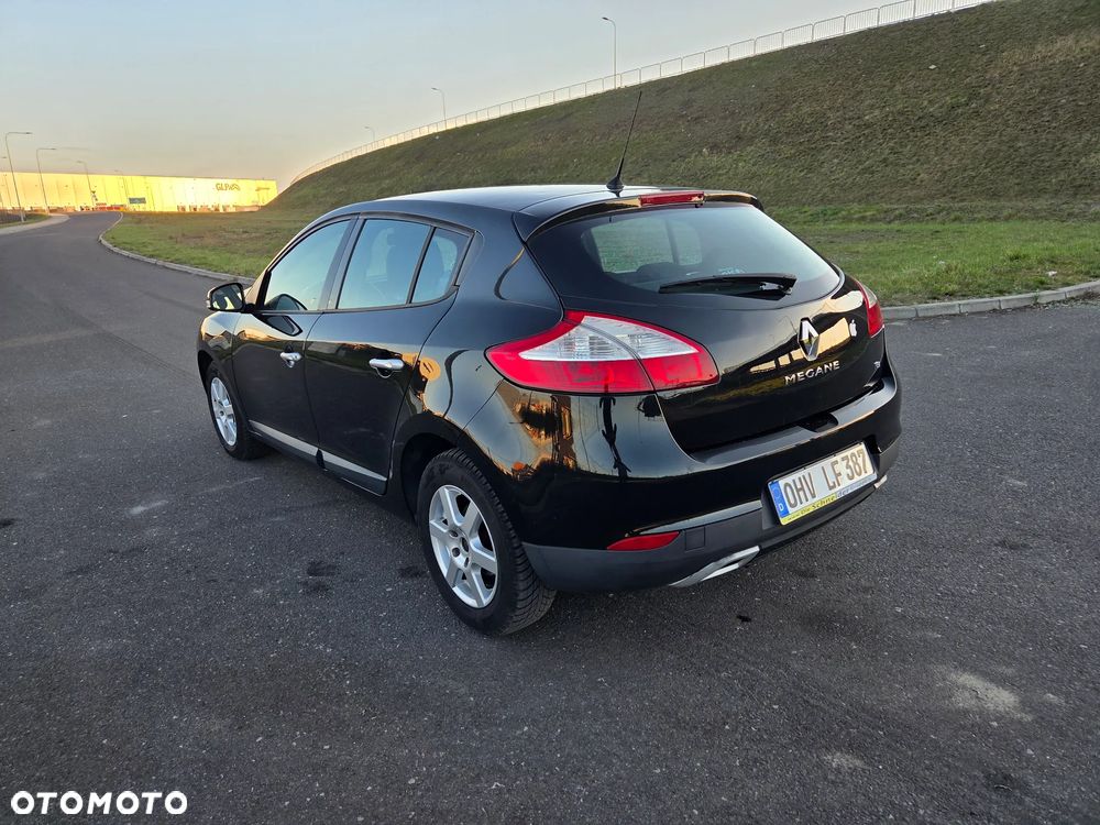 Renault Megane TCe 130 Dynamique - 7