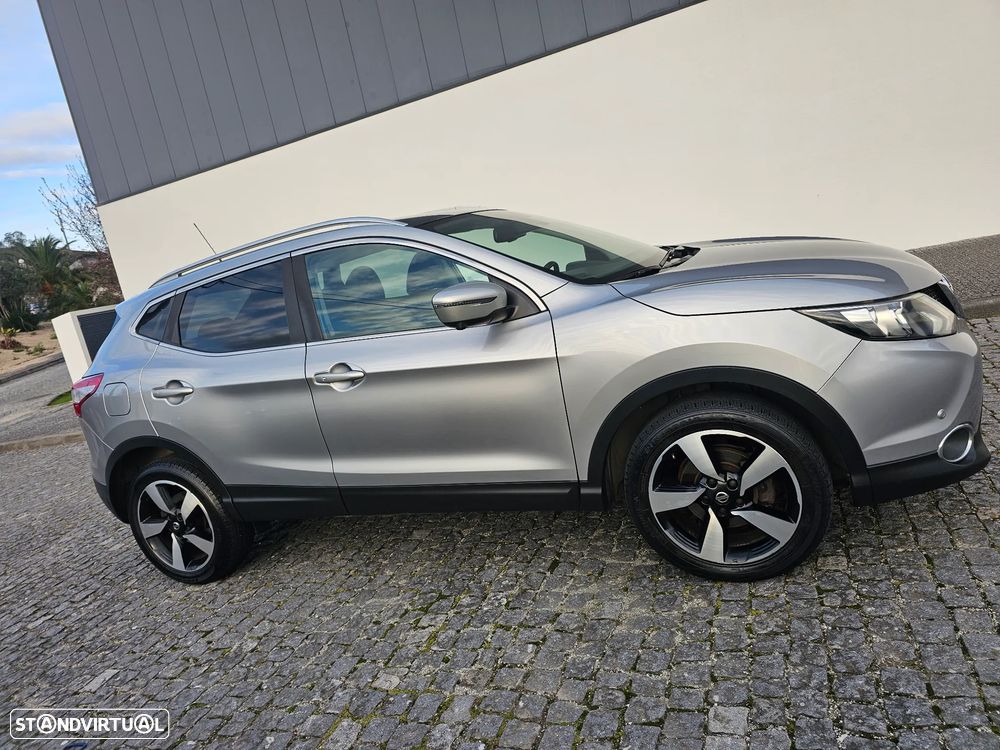Nissan Qashqai 1.5 dCi N-Connecta 18 - 4