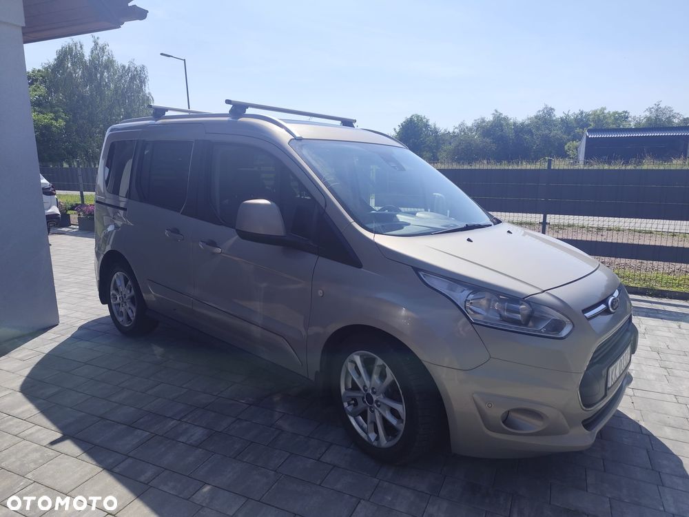 Ford Tourneo Connect 1.5 TDCi Titanium - 1