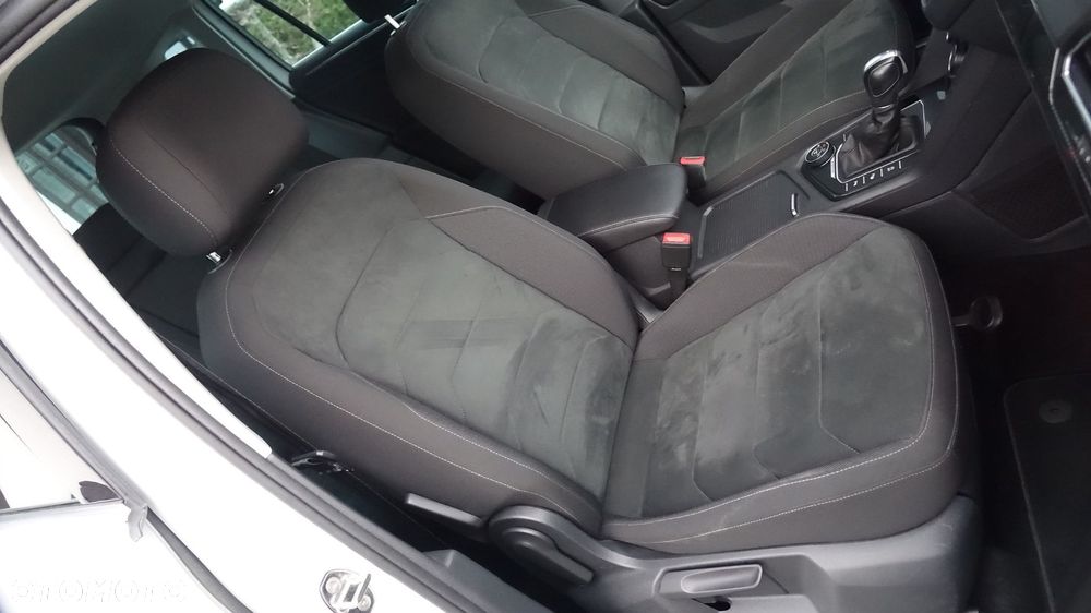 Volkswagen Tiguan - 32
