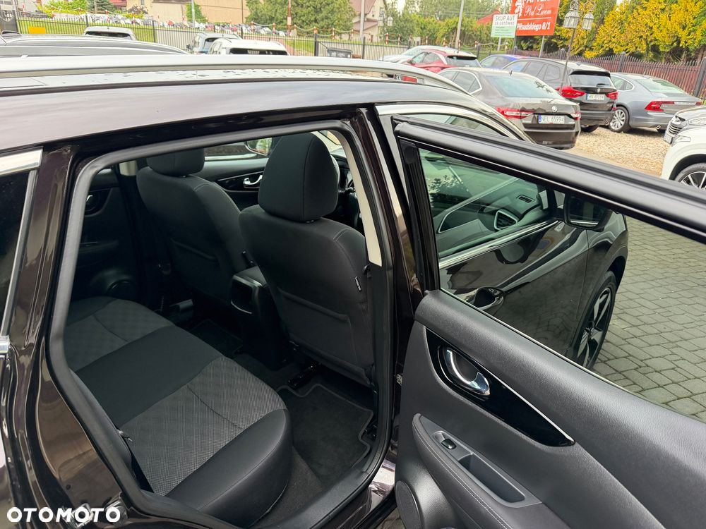 Nissan Qashqai 1.2 DIG-T N-Connecta - 20