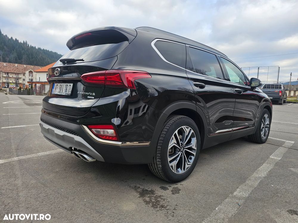 Hyundai Santa Fe 2.2 CRDi 4WD 8AT Luxury - 3