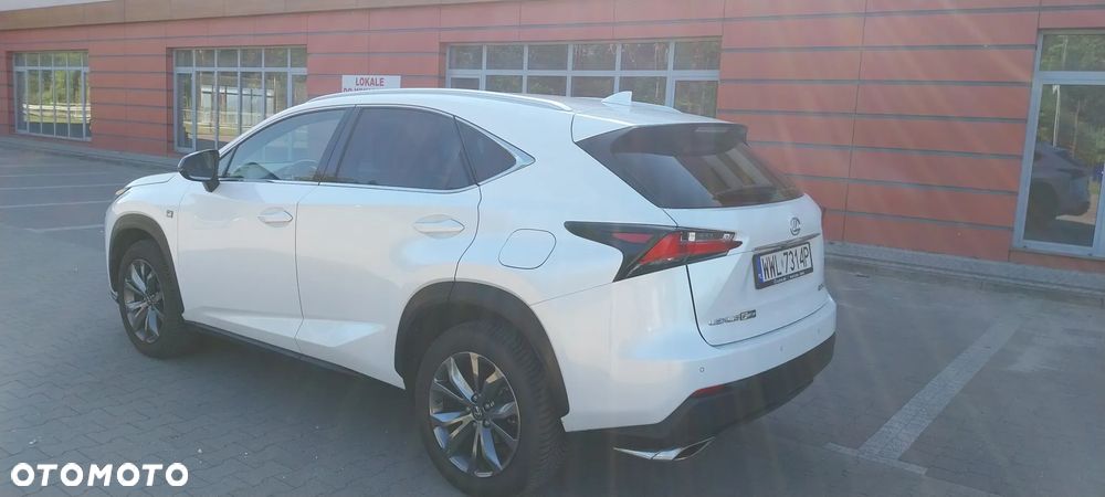 Lexus NX 200t F Sport AWD - 4