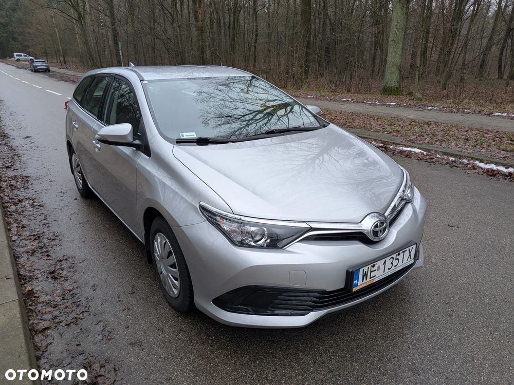 Toyota Auris 1.6 Active - 4