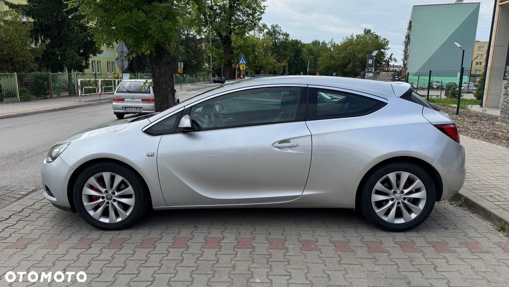 Opel Astra - 4