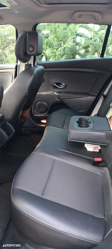 Renault Megane ENERGY dCi 110 Start & Stop Bose Edition - 8