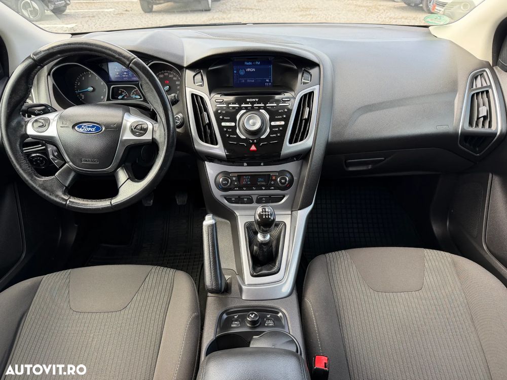 Ford Focus 1.0 EcoBoost Start-Stopp-System TITANIUM - 5