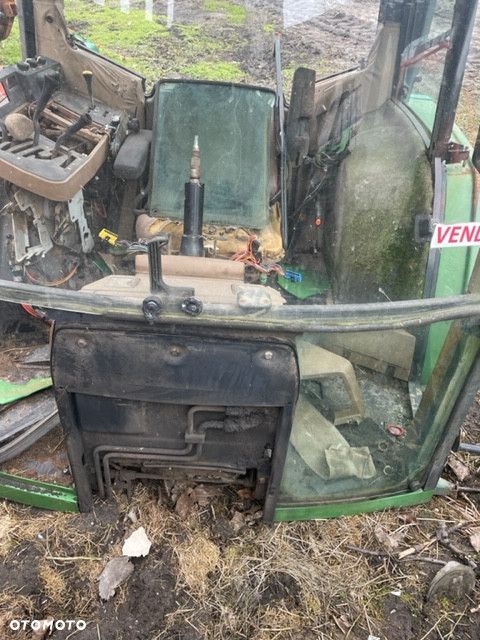 John Deere 6100/  6200 / 6300 / 6400 - Kabina [CZĘŚCI] - 5