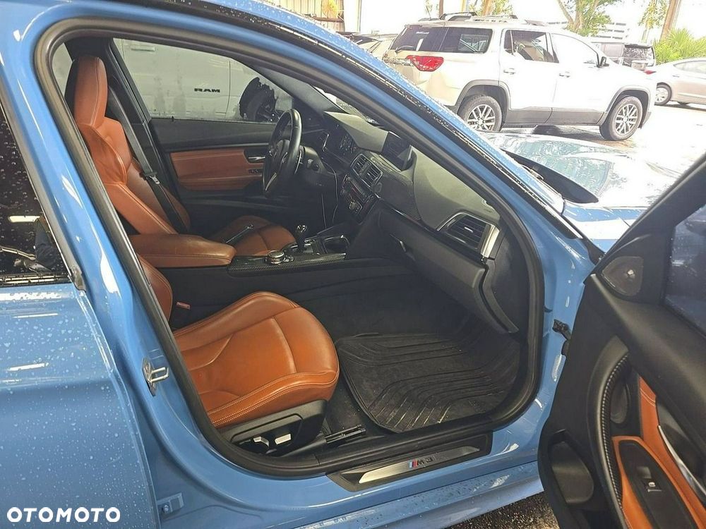 BMW M3 DKG - 10