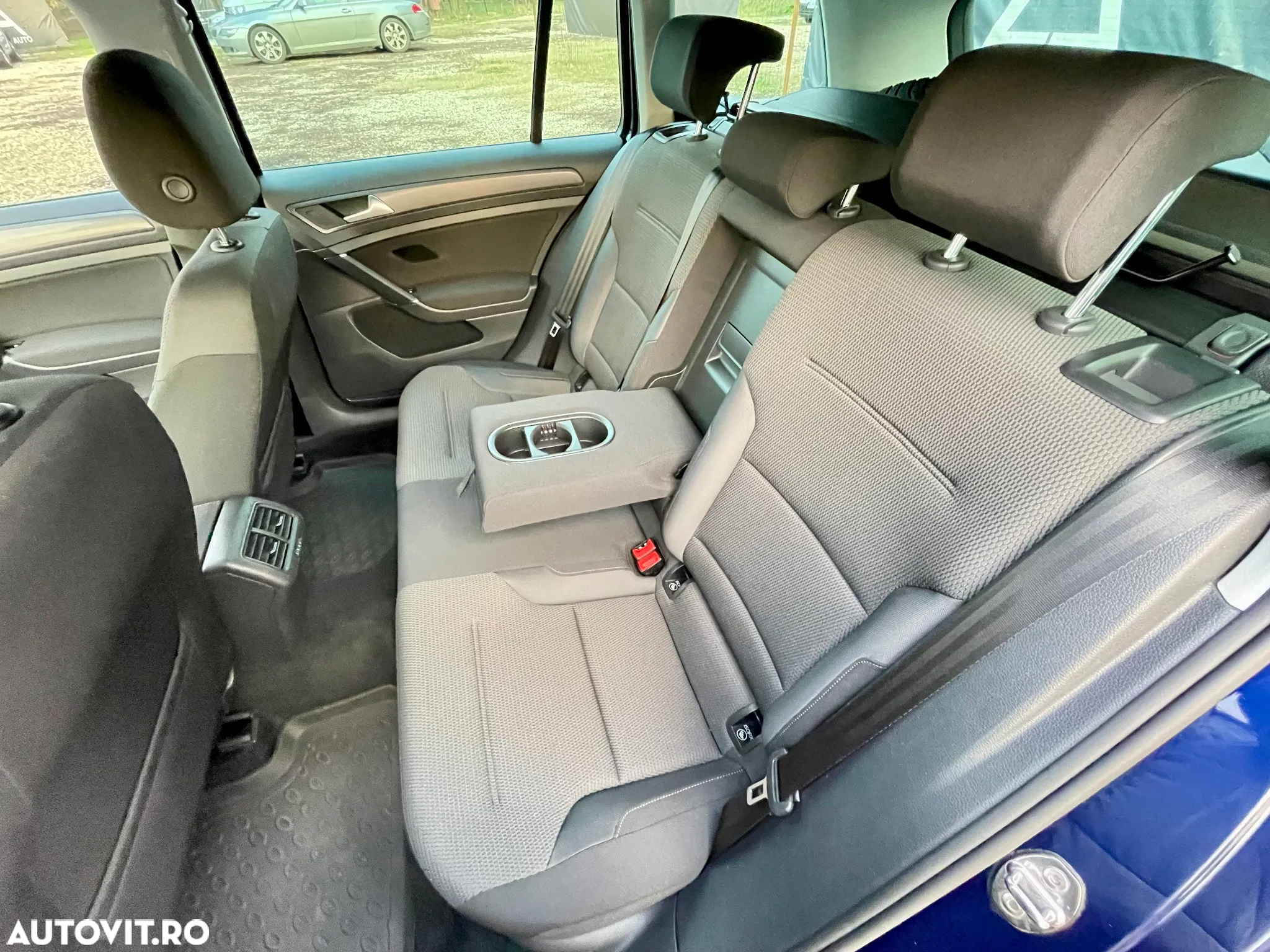 Volkswagen Golf 1.6 TDI DSG Highline - 14