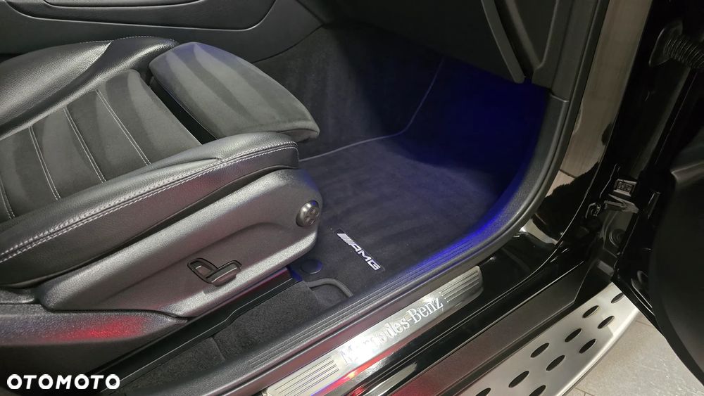 Mercedes-Benz GLC 300 de 4-Matic Business Edition - 18