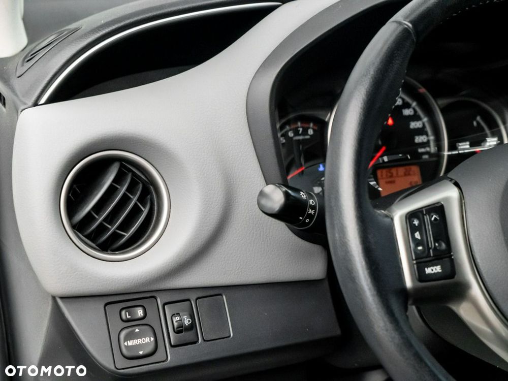 Toyota Yaris 1.0 Active EU6 - 21