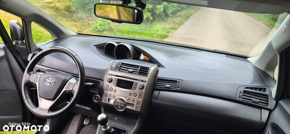 Toyota Verso 1.8 7-Sitzer Life - 22